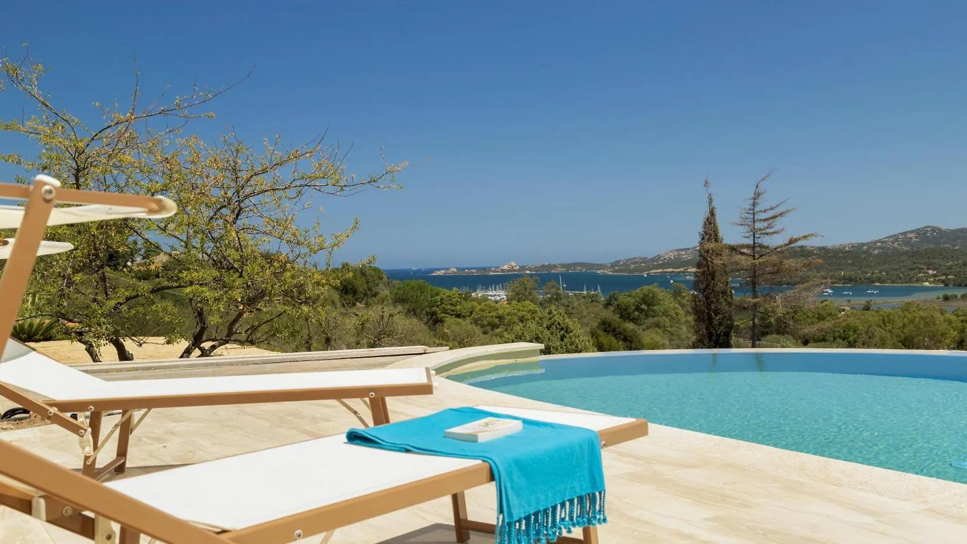 Villa Zeffiro Arzachena Italy